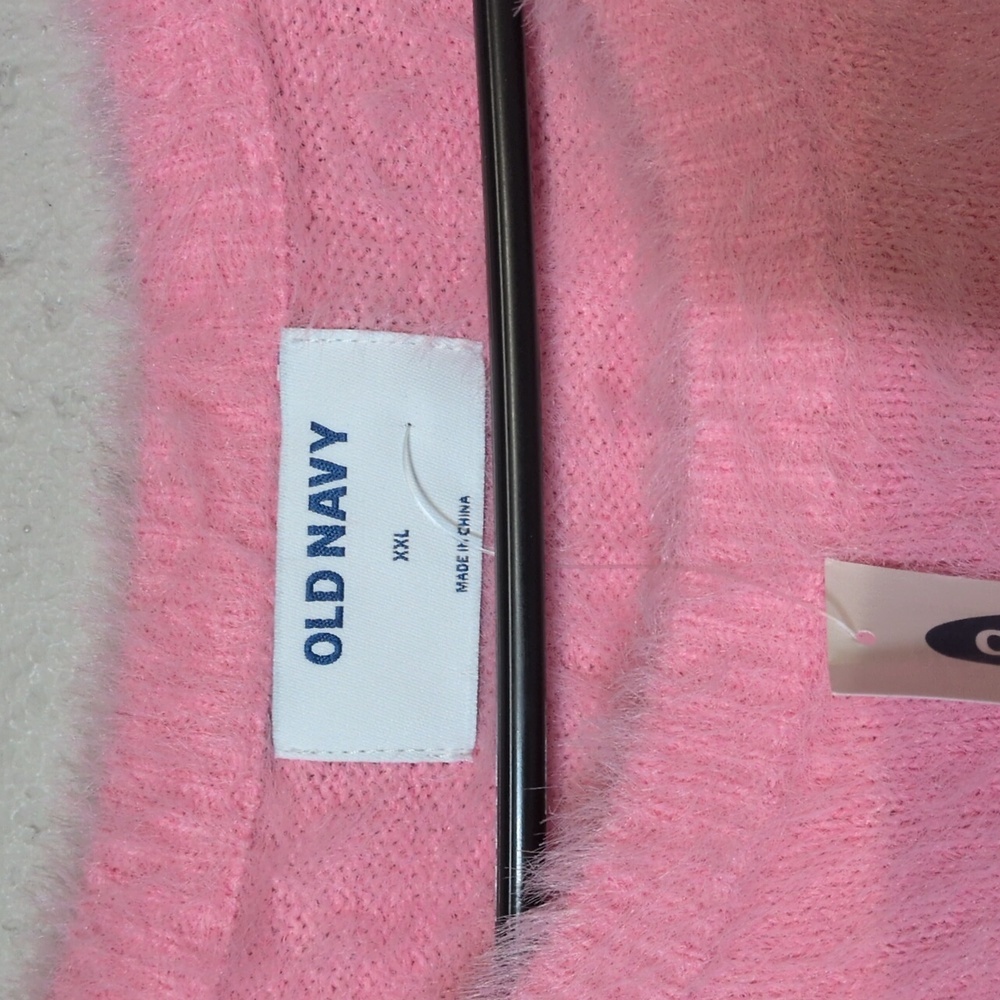 Old Navy Pink Fuzzy Crewneck Sweater  XXL NWT, Pastel, Cozy, Dopamine Dressing - Picture 2 of 5